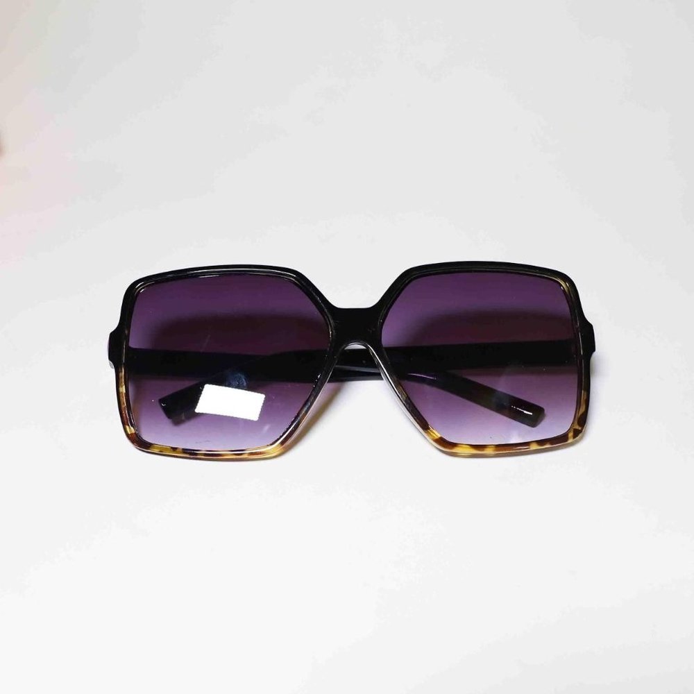 Unisex Black Leopard Oversized Sunglasses Gradient Hip Hop Shades